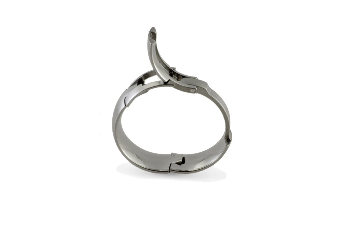 Comfort Fit inside, smooth radius outside. Hand finished, pinch operated, openable, hinged wedding ring. U.S. made, Titanium and hardened stainless steel wedding ring, toggle-Pull, openable ring